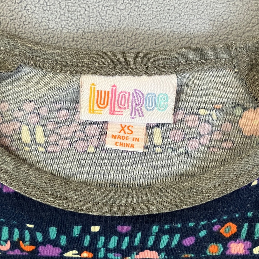 LuLaRoe Randy - Picture 2 of 4